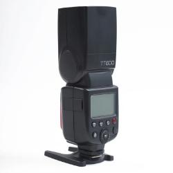 ĐÈN FLASH GODOX TT600