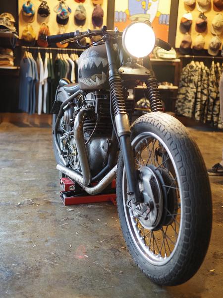 Máy ảnh OM SYSTEM OM-5 Mark II Silver (Body) Máy ảnh OM SYSTEM OM-5 Mark II Silver (Body)