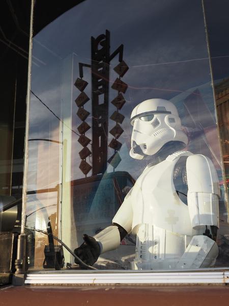 Máy ảnh OM SYSTEM OM-5 Mark II kèm 14-150 Kit (Black)